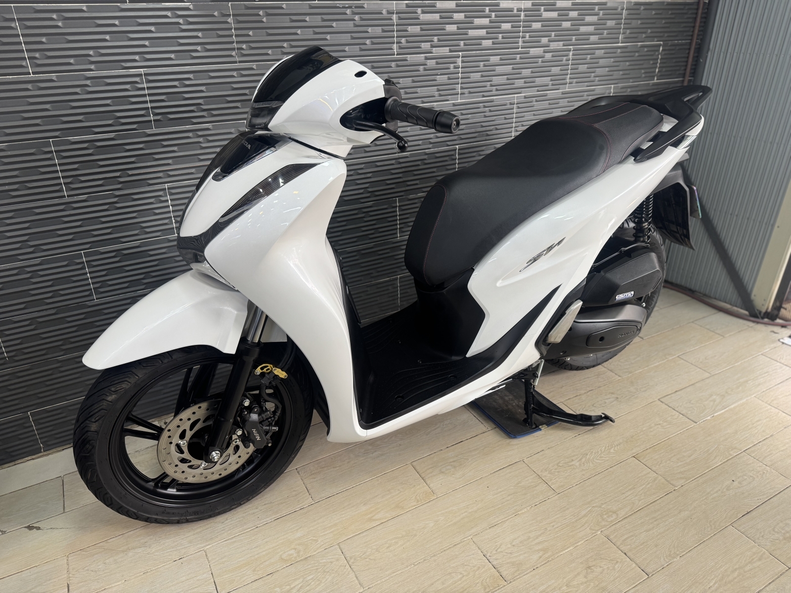 Honda SH150 date 2021 Trắng Đen Sporty Bs Sài Gòn