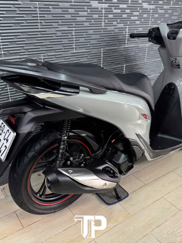 SH 150 abs 22 3000km  bs 14647