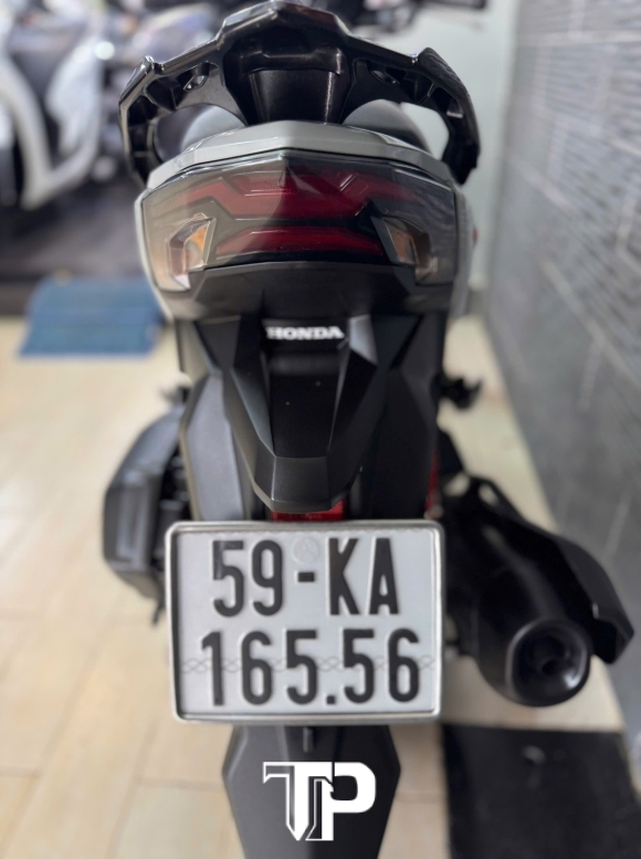 AB 160 abs mới mua 3 ngày bs 165.56 .