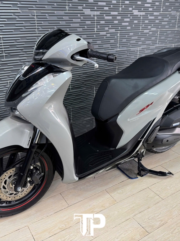 SH 150 abs 22 3000km  bs 14647