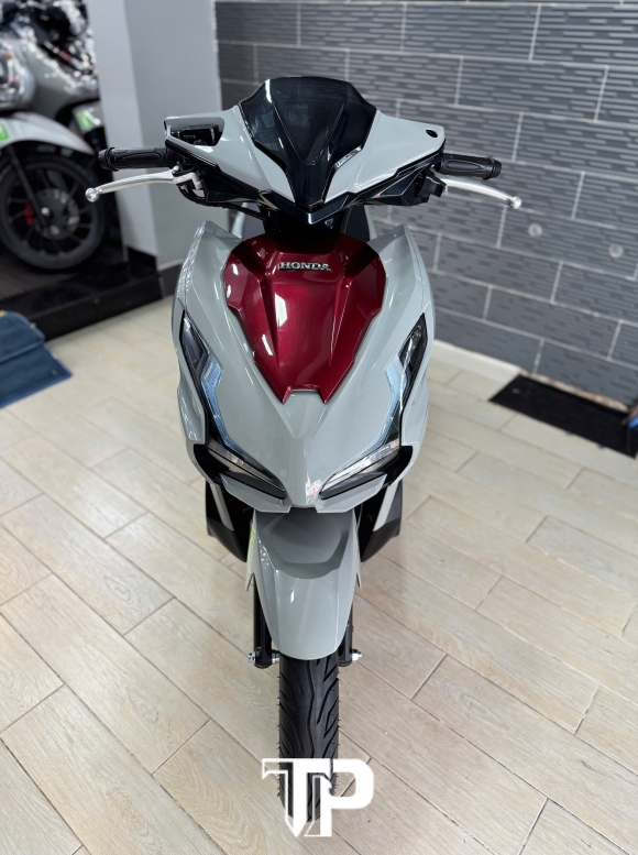 AB 160 abs mới mua 3 ngày bs 165.56 .