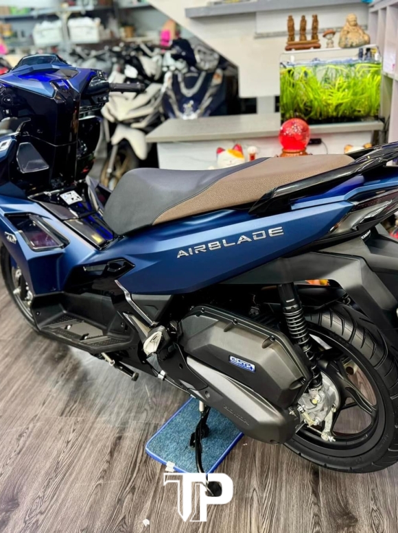 AB 160 2024 1000km bs 76137