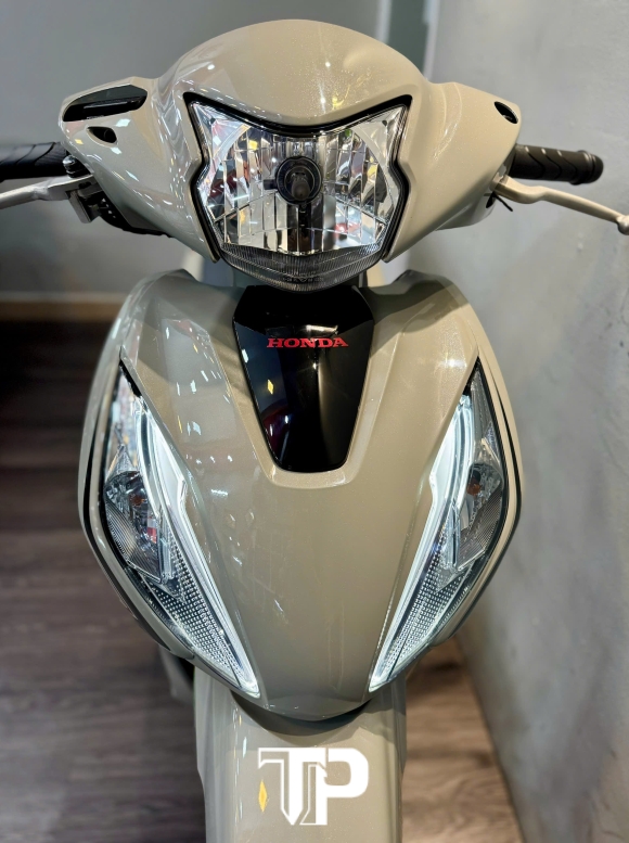 Vision 2024 bản cao cấp bs 98098