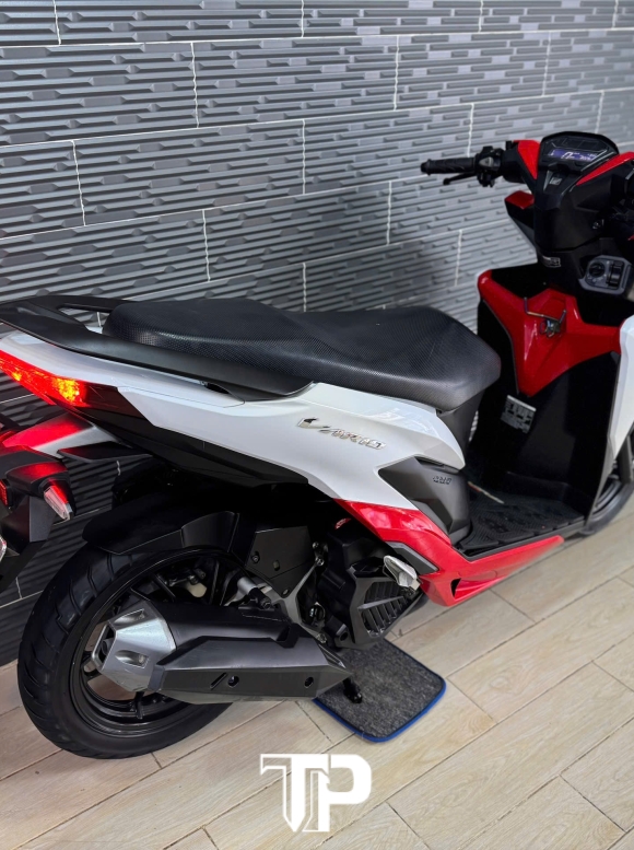 Vario 150 2022 7000km bs 92849