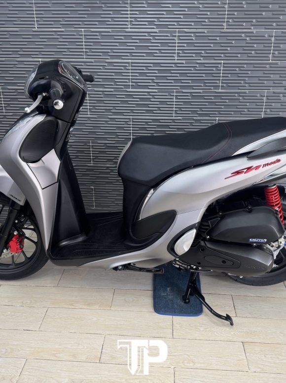 Honda SH Mode 2025 Bạc Nhám Sporty Thể thao