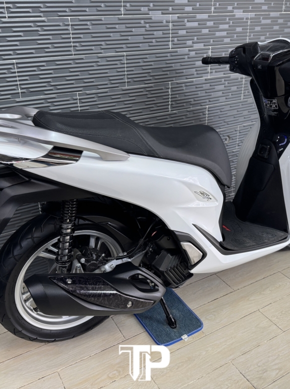 Honda SH125 date 2022 Trắng Panda Bs Sài Gòn