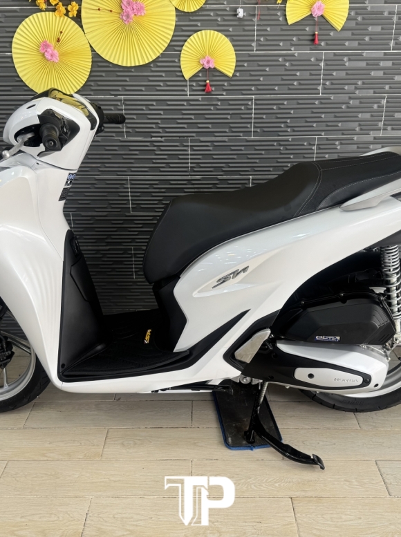 Honda SH150 date 2021 Abs Trắng Bs Sài Gòn