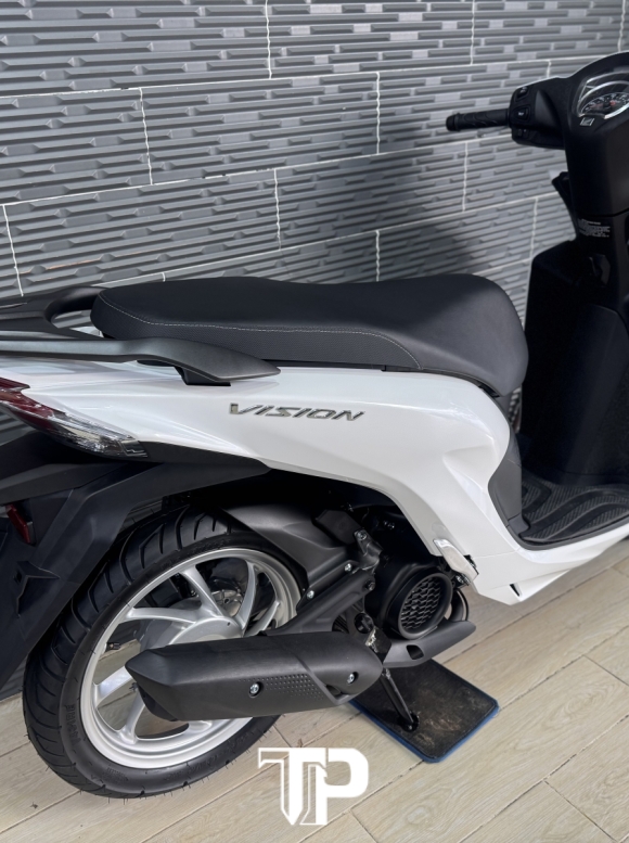 Vision New 2026 Trắng