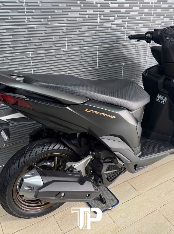 Vario 125 2024 700km . Bstp