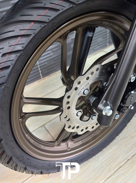 Vario 125 2024 700km . Bstp