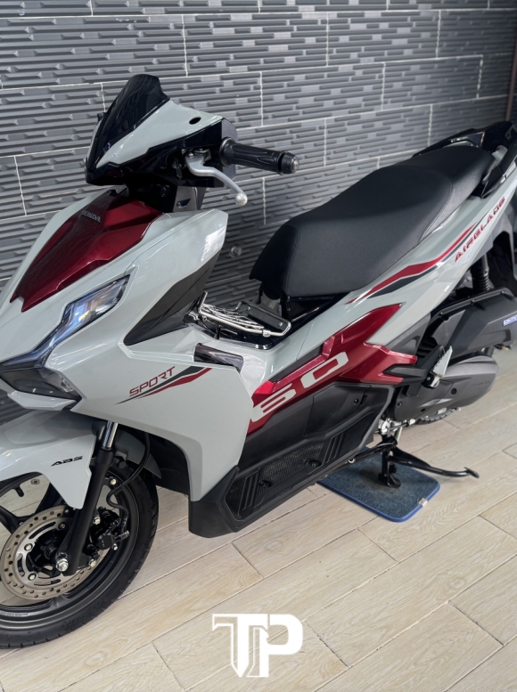 Honda AB 125 date 2024 Xám Xi Măng Bstp