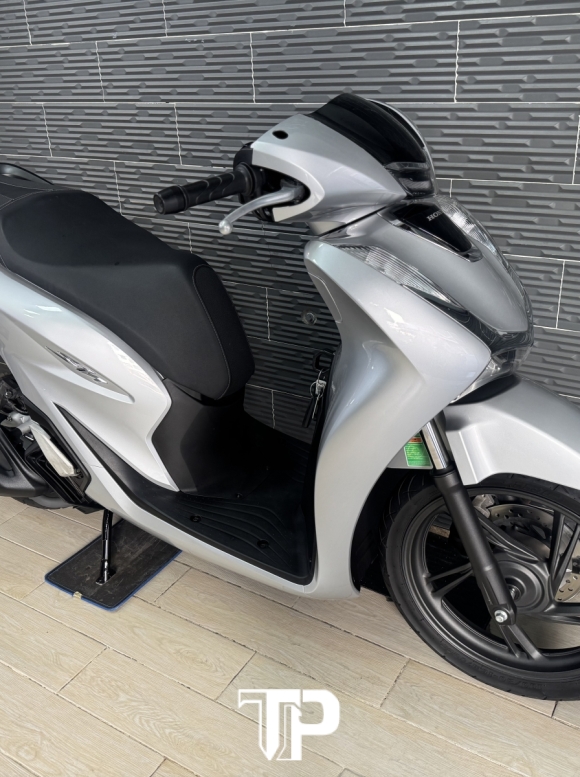 Honda SH125 date 2023 Bạc Porsche Sporty  Bstp
