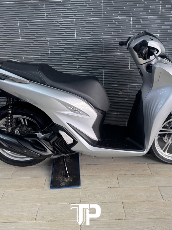 Honda SH150 date 2021 Bạc Porsche Bs Sài Gòn