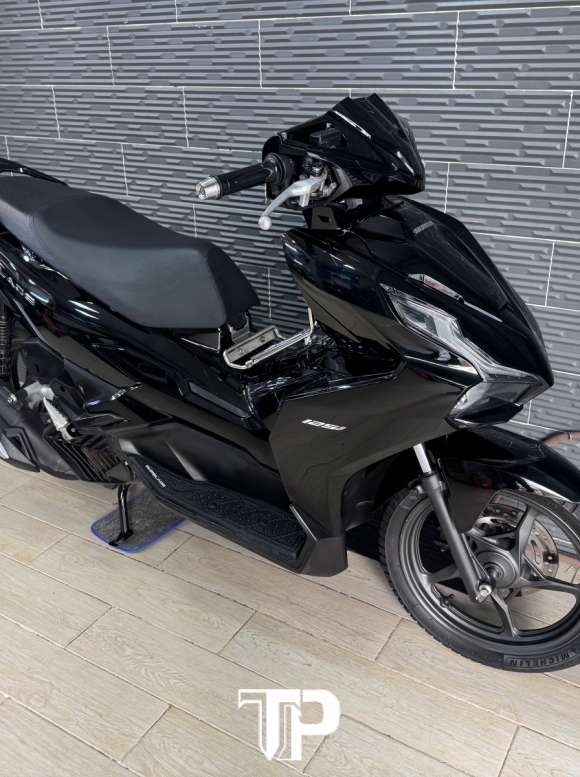 Honda AB125 date 2024 Đen Bóng Bstp