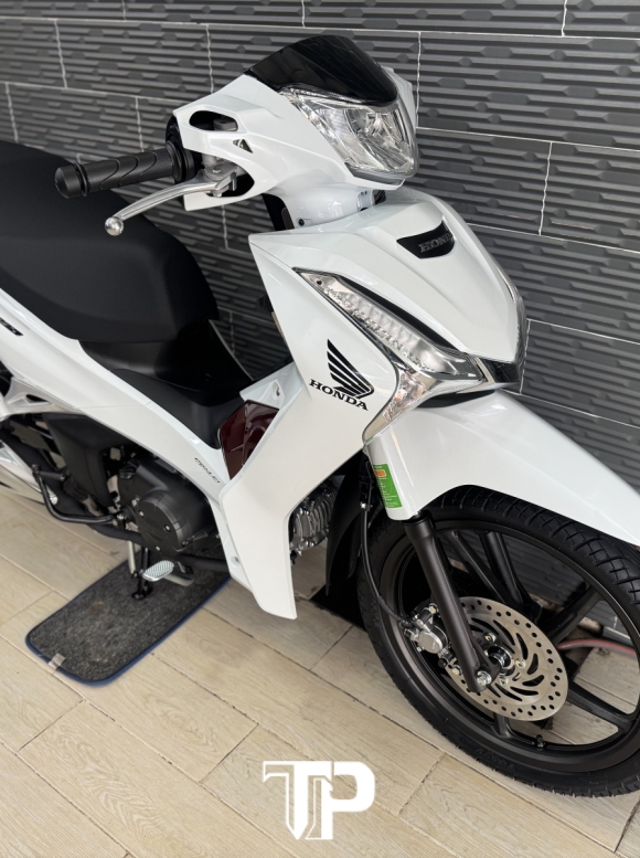 Honda Future 125 Trắng Đen 2026 New 
