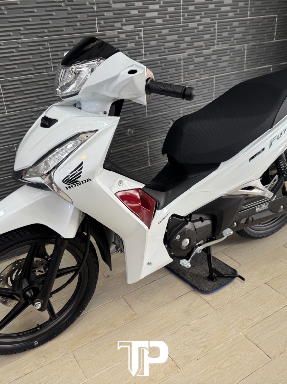 Honda Future 125 Trắng Đen 2026 New 