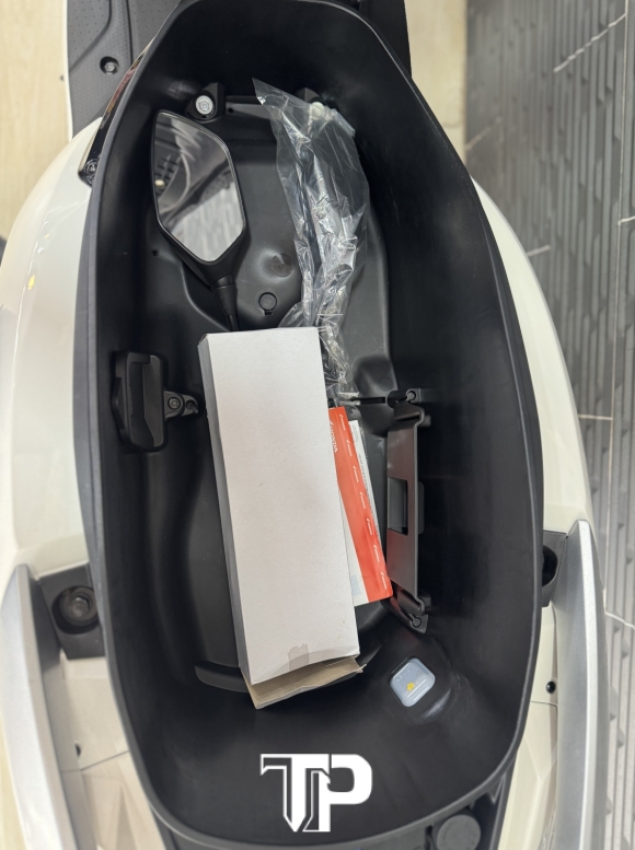 Honda Lead 125 date 2026 New Trắng Đen