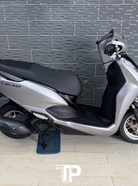 Honda Lead New 100% Đủ màu cho ae chọn 