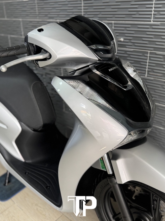 Honda SH160 date 2023 Bạc Porsche Bs Sài Gòn