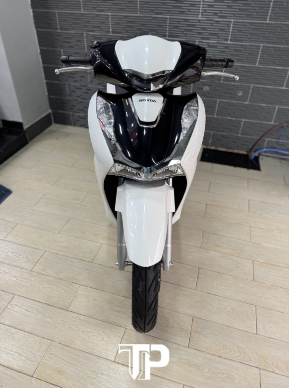 Honda SH160 date 2024 Trắng Panda Bstp
