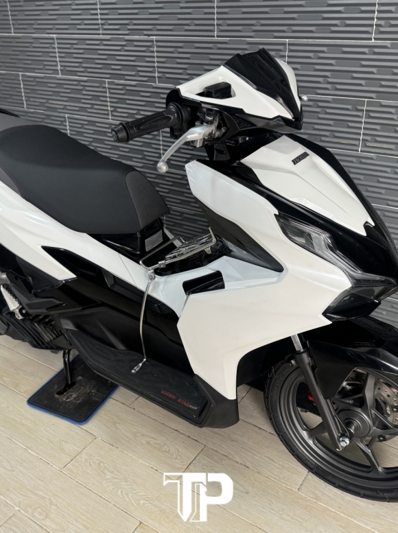 Honda AB125 date 2025 Trắng Đen 