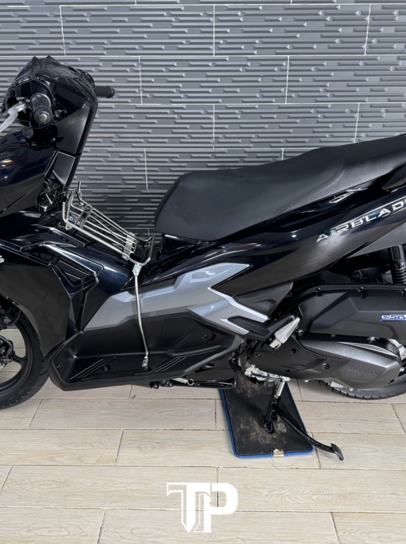 Honda AB125 date 2025 Đen Bóng Bstp 9 chủ