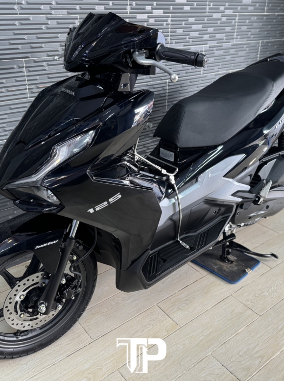 Honda Air Balde 125 date 2025 Đen Bóng 