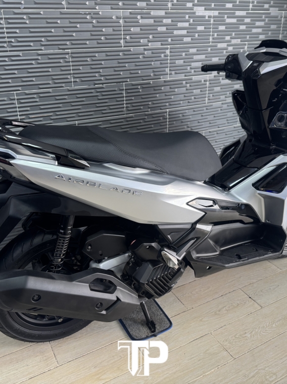 Honda AB160 date 2022 Bạc Porsche Bstp