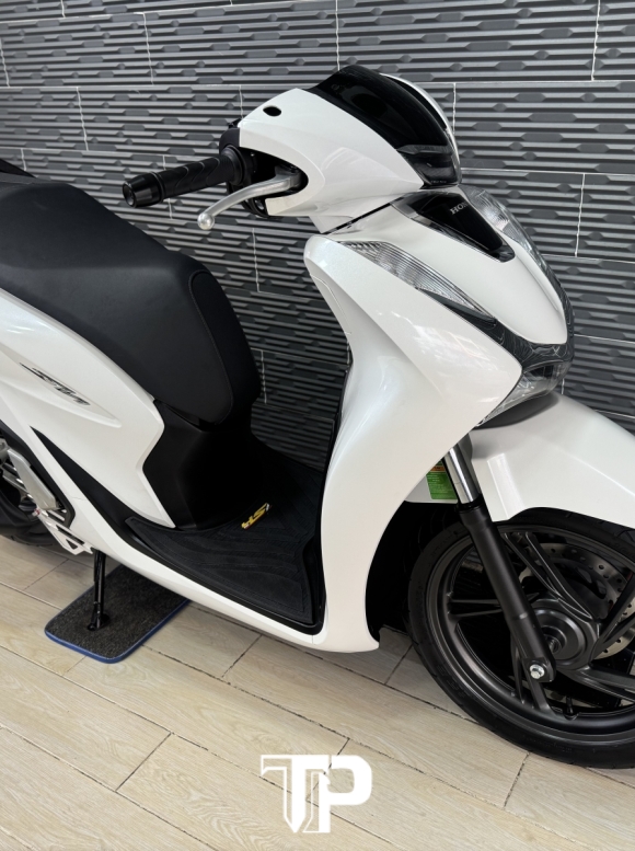 Honda SH125 Mẫu 2023 Trắng Đen Sporty Bs 22022