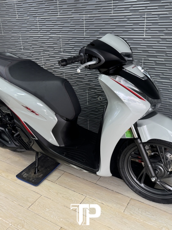 Honda SH125 abs date 2024 Xám Xi măng