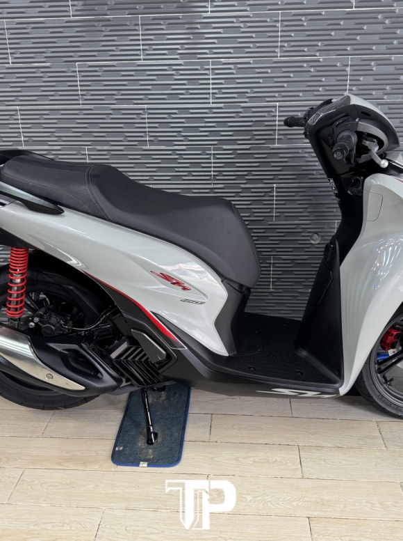 Honda SH160  date 2023 Xám xi măng Mẫu mới Bstp