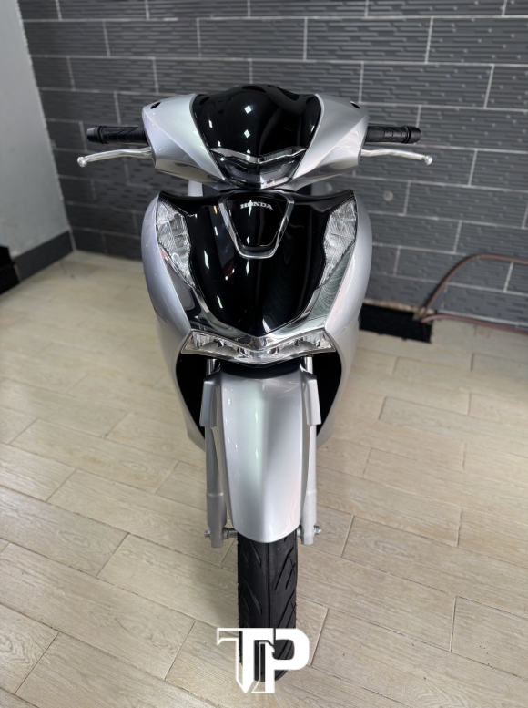 Honda SH125 date 2024 Bạc Porsche 