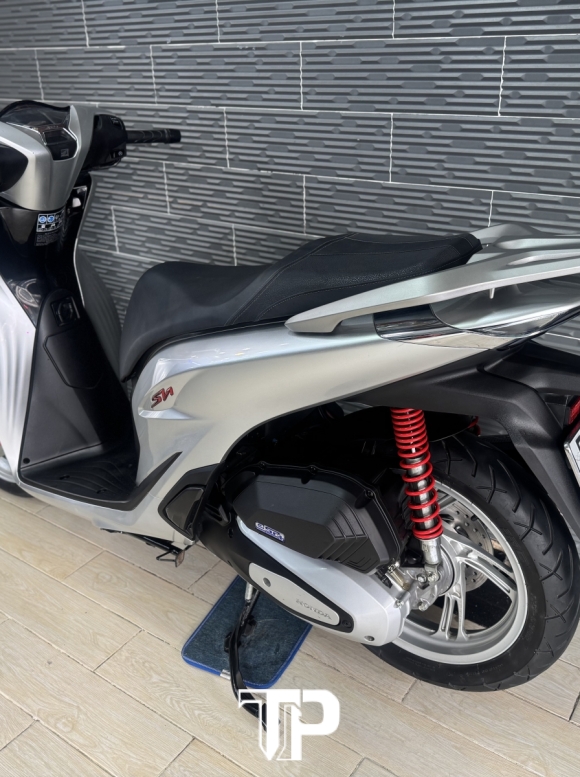Honda SH125 date 2023 abs Bạc Porsche 