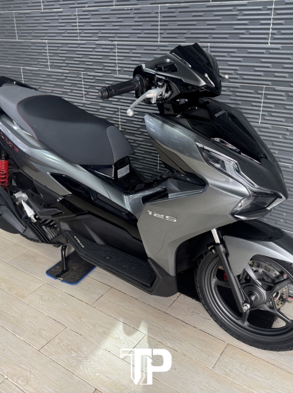 Honda AB125 date 2025 Xám Đen Bstp