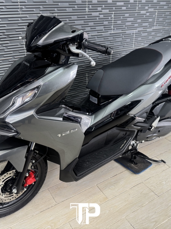 Honda AB125 date 2025 Xám Đen Bstp
