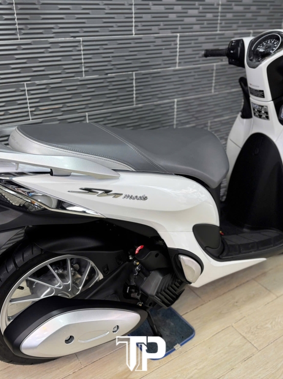 Honda SH Mode 2024 Trắng Bs Sài Gòn