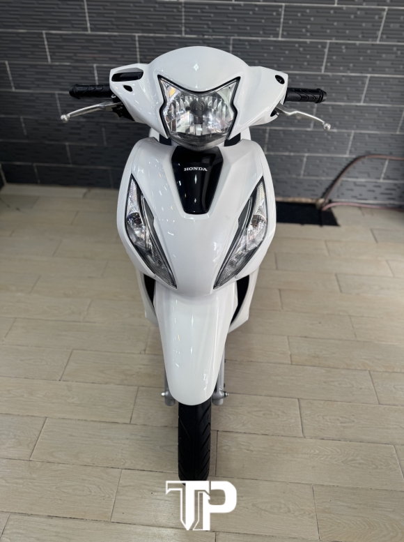 Honda Vision 2021 Trắng Bstp 