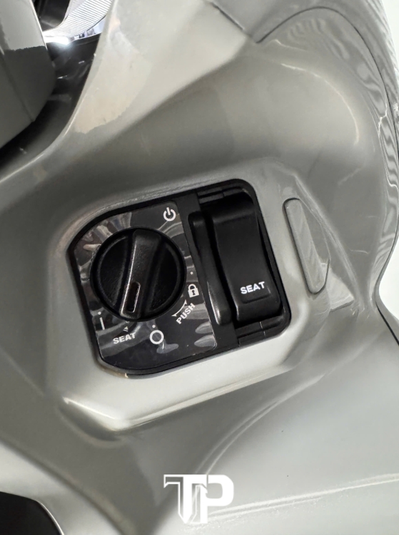 Vision đặc biệt 2024 bánh lớn