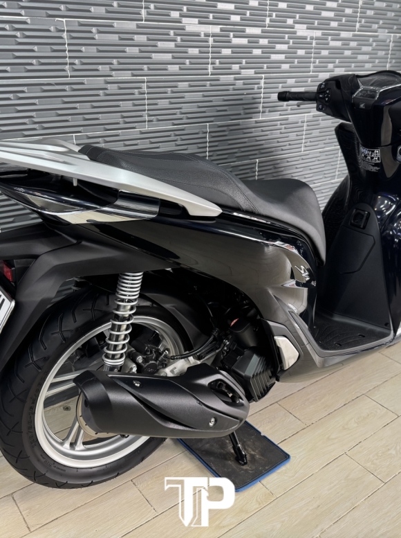 Honda SH125 date 2024 Đen Bóng Bstp