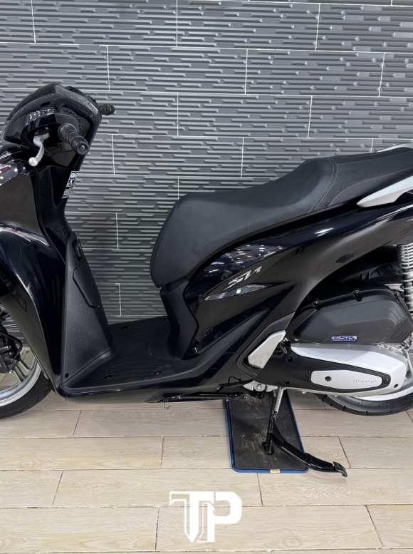Honda SH125 date 2024 Đen Bóng Bstp