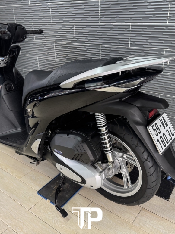 Honda SH125 date 2024 Đen Bóng Bstp