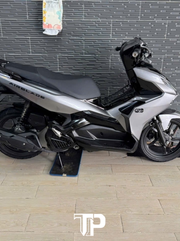 Honda AB125 date 2021 Bạc Đen Porsche Batp