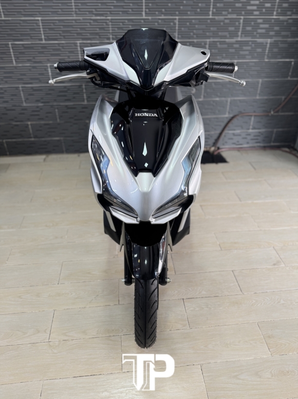 Honda Air Blade 160 date 2024 Bạc Đen Sporty Bstp