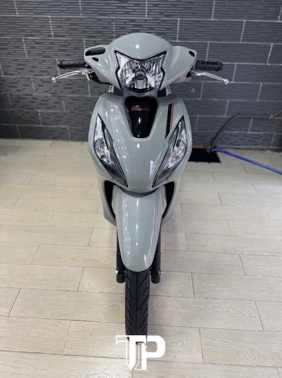 Honda Vision 2025 Bánh lớn Xám Xi Măng