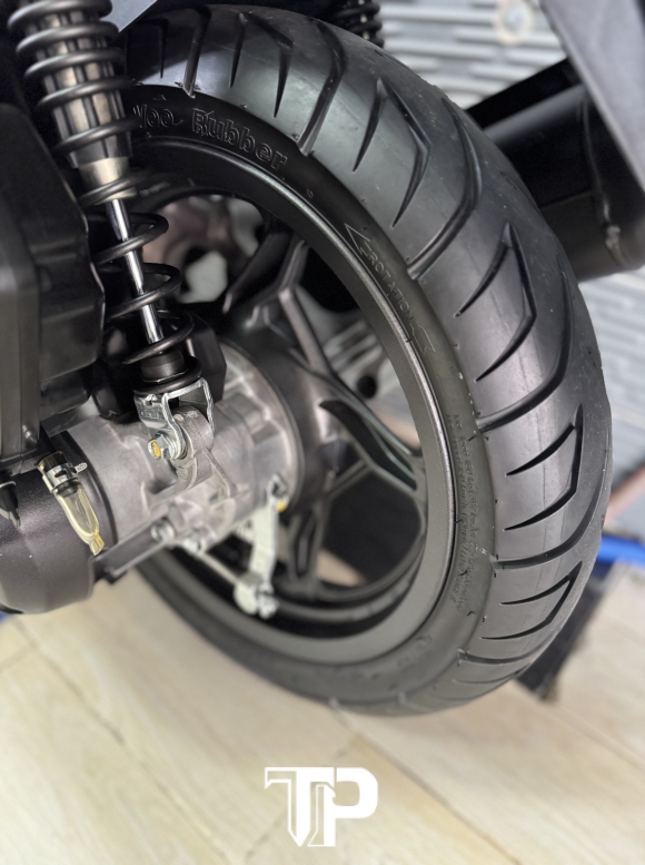 AB160 xanh Bạc 2024