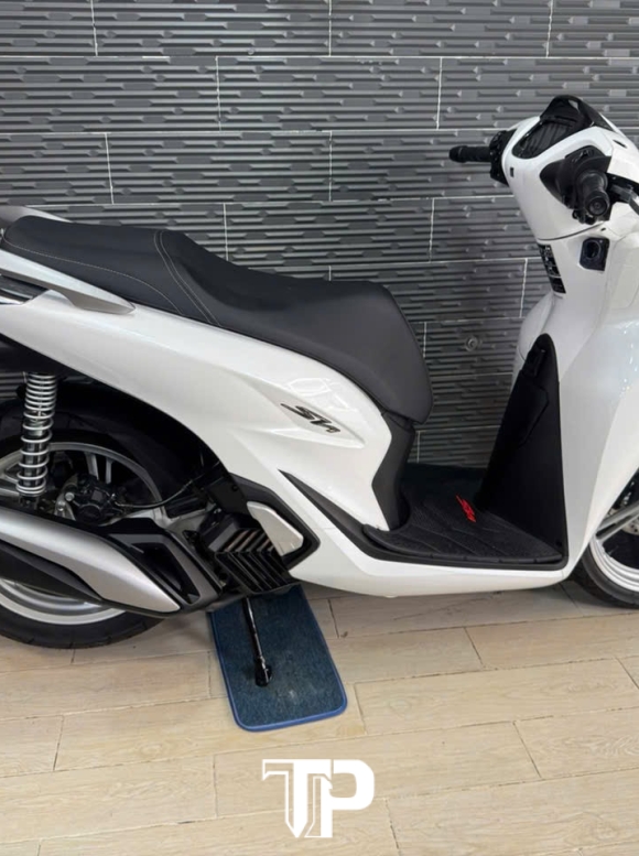 Honda SH125 date 2026 Trắng Bstp Siêu Mới 