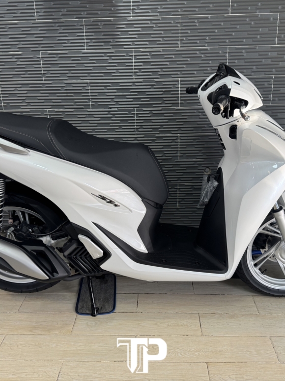 Honda SH125 date 2026 Trắng New 