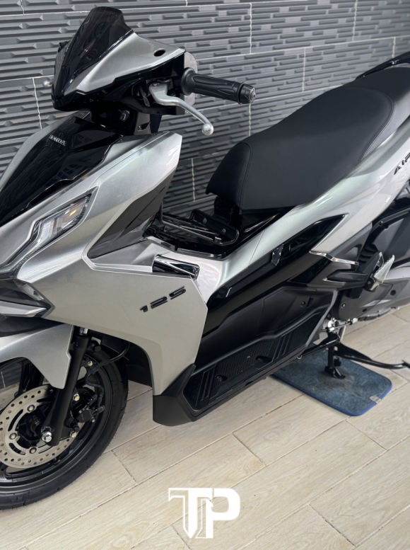 Honda AB125 date 2022 Xám Lamborghini Bstp