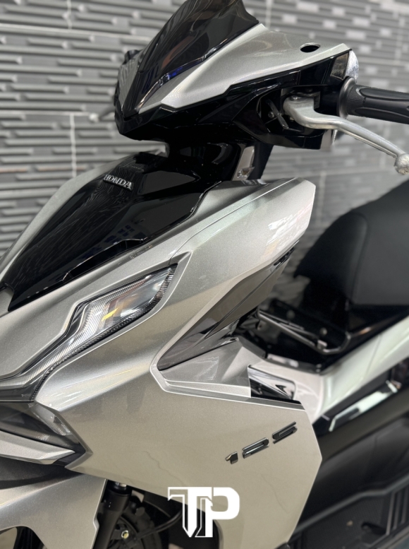 Honda AB125 date 2022 Xám Lamborghini Bstp