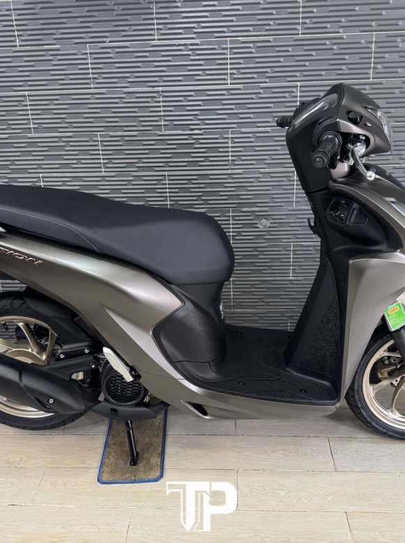 Honda Vision 2026 Xám nâu New